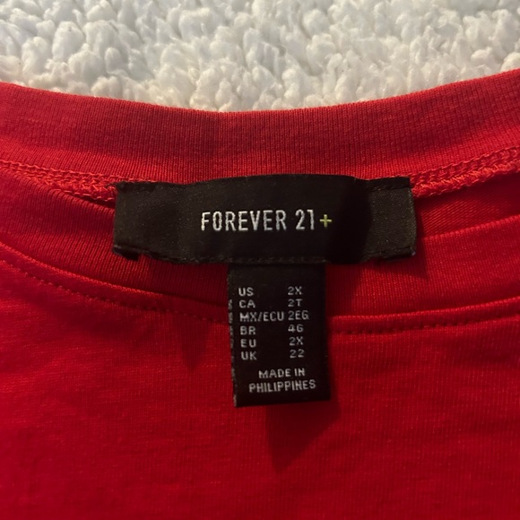 Queendom Long Sleeve Crop Top - Picture 4 of 4